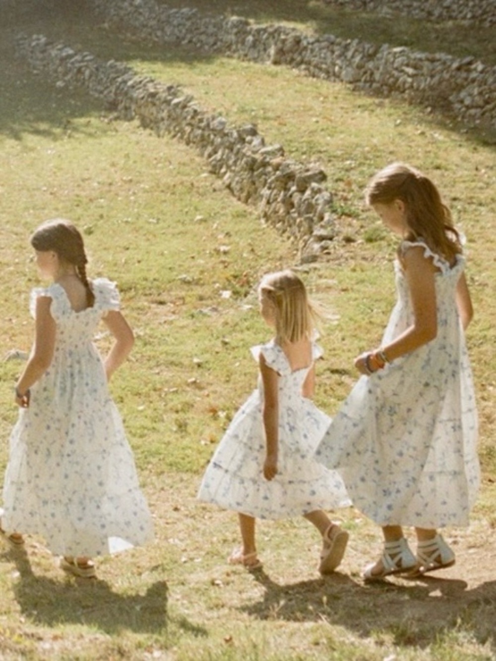 Hill House Elie nap dress blue botanical  girl size 5/6 Years